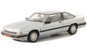 Замена регулятора давления топлива Mazda 929